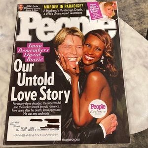 People Magazine - November 29 2021 - David Bowie & Iman - Paris Hilton Wedding